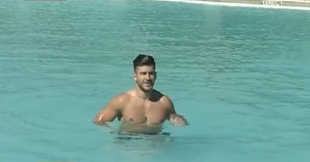 El este tanarul dupa care Andreea Mantea este topita