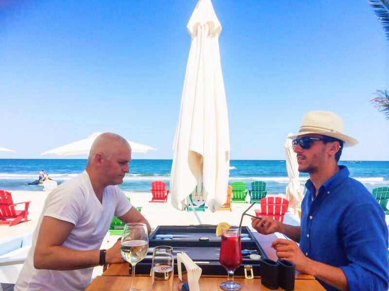 In acelasi timp, fostul iubit al Ilincai Vaidici a postat si el o poza de la mare