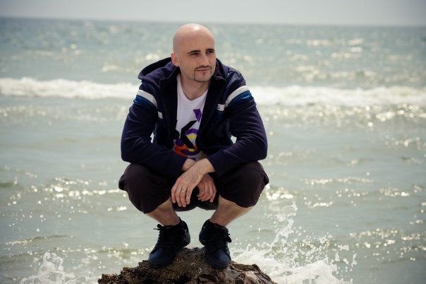 Calin Goia este asociat cu Gabi Constantin, colegul sau de trupa