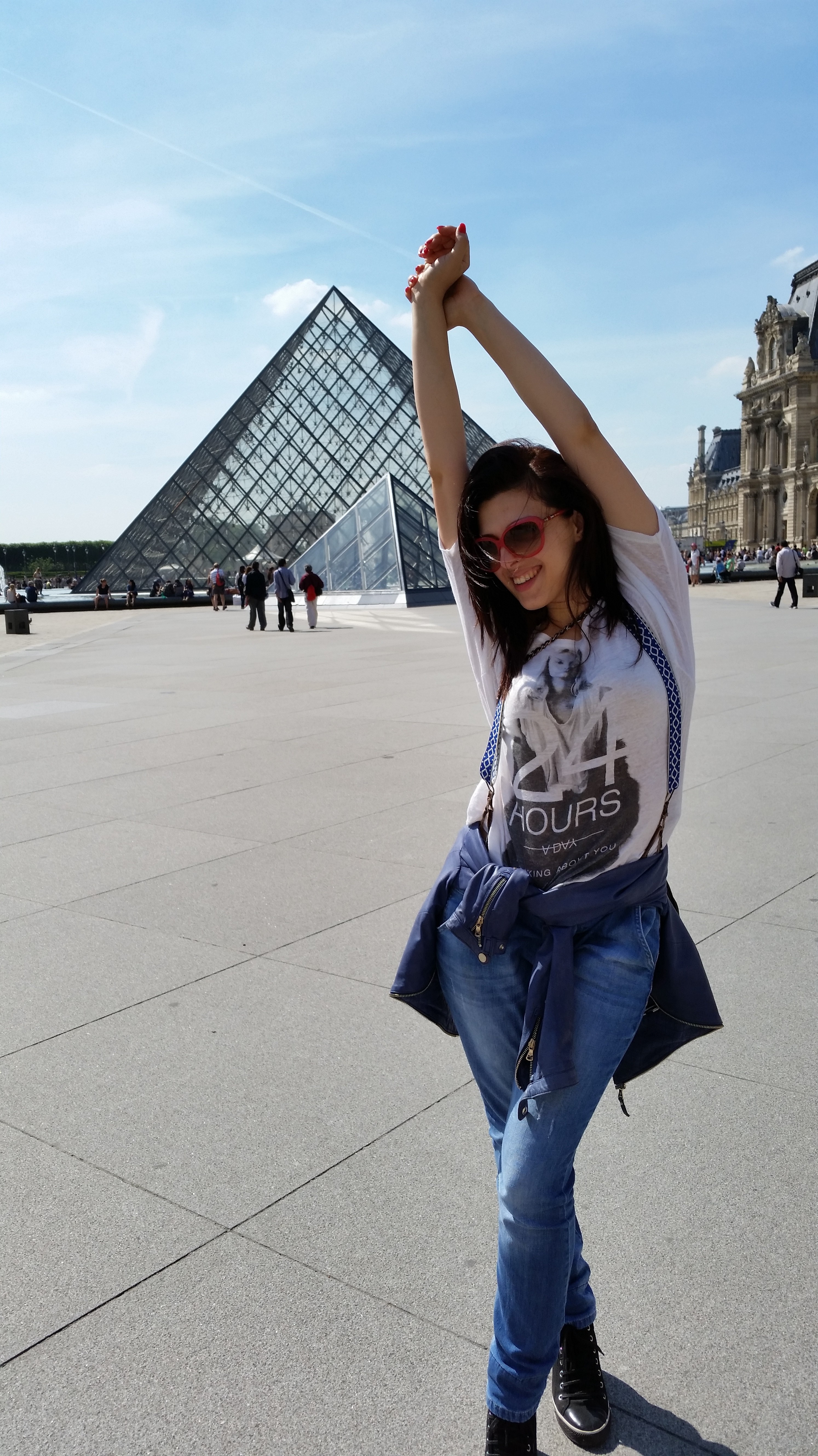 Diana Bisinicu si-a facut de cap alaturi de iubitul ei, intr-o vacanta la Londra si Paris