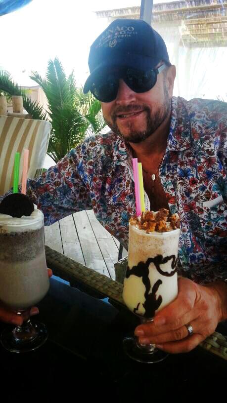 Bote si-a surprins fanii cu un look nou