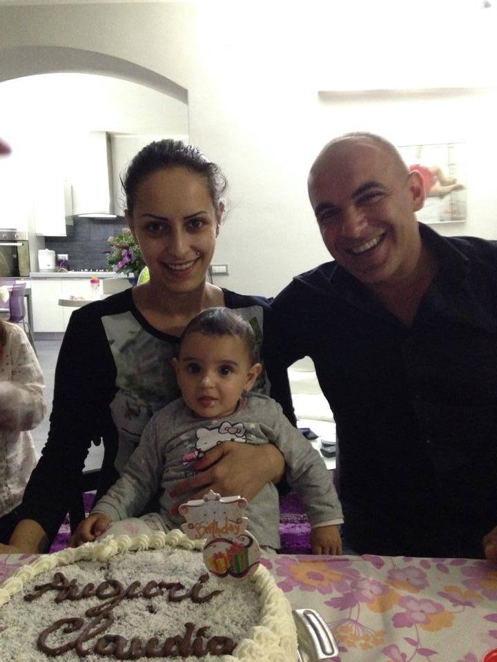 Claudia a petrecut de ziua ei restrans, cu sotul si fiica, din cauza vremii capricioase