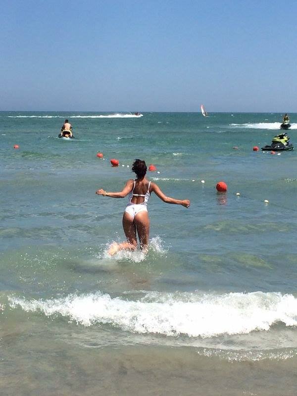 Andreea e in stare sa se balaceasca toata ziua