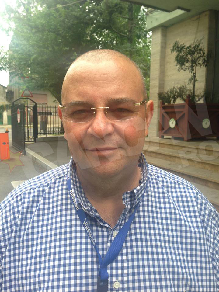 Primarul sectorului 4 s-a tuns zero si si-a dat barba jos