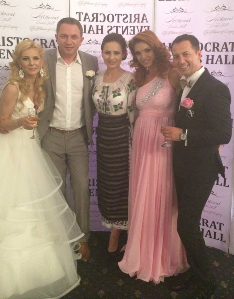 Cristina si sotul ei au fost nasii de cununie a lui Nono Semen si partenera lui Cristina