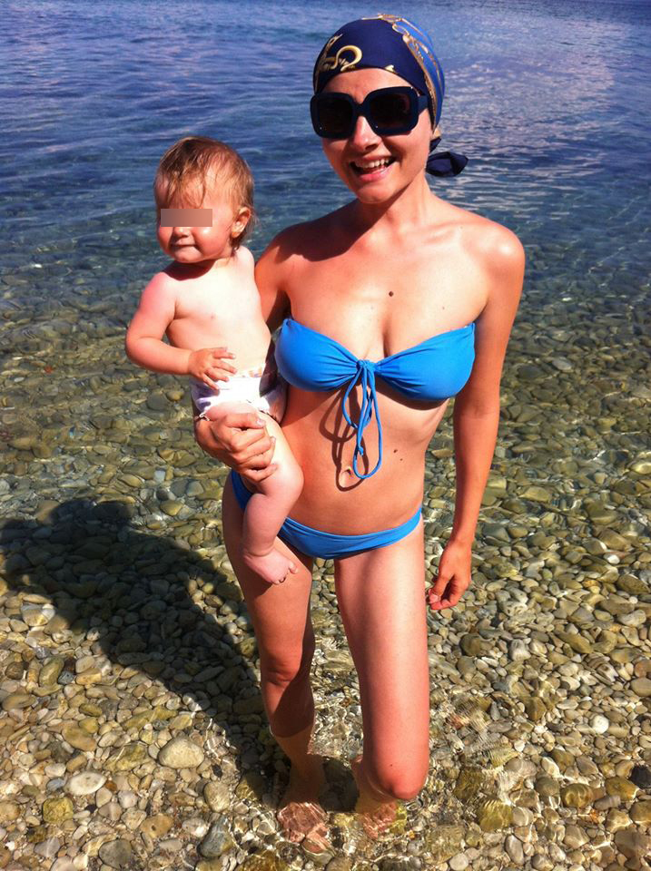 Soprana a facut publice primele imagini in care apare in costum de baie dupa ce a nascut