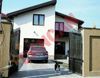 Aceasta este vila Madalinei Manole