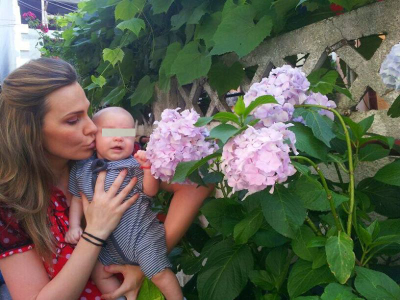 Anna a nascut acum 3 luni si jumatate