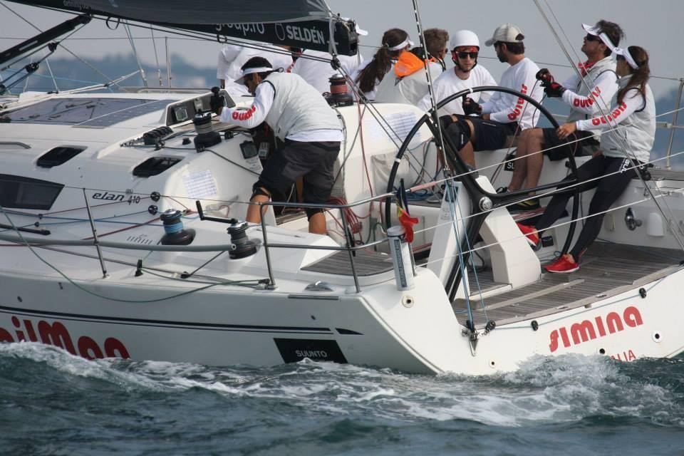 Zilele trecute, Hiena de la Animal X a participat la o competitie de yachting