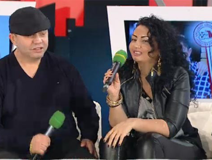 Bruneta spune ca nu va renunta niciodata la relatia cu manelistul