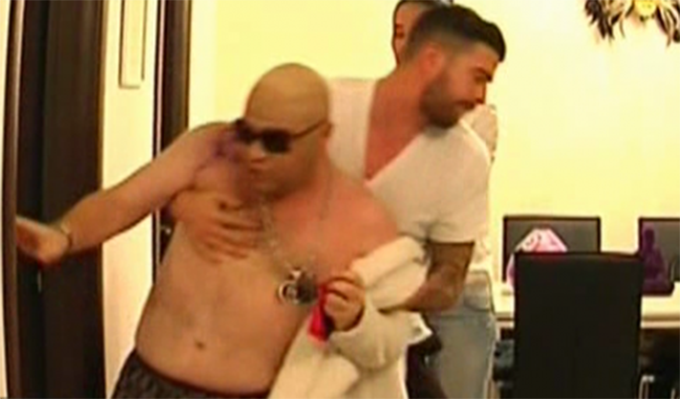 Speak l-a luat la bataie pe presupusul admirator al Adelinei