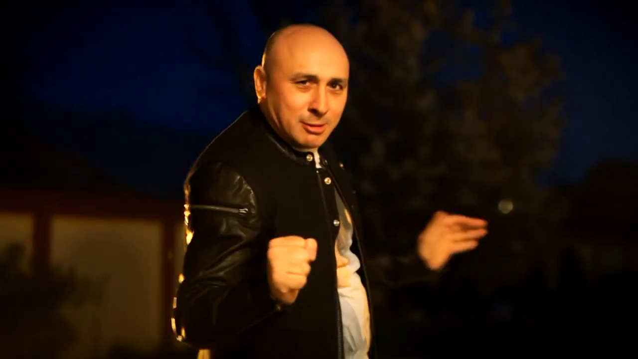 Marcel Pavel apare in noul videoclip al lui Adrian Minune