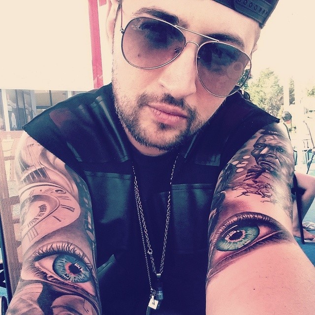 Desi stie sa inoate, lui F Charm ii este teama sa mai faca sporturi nautice