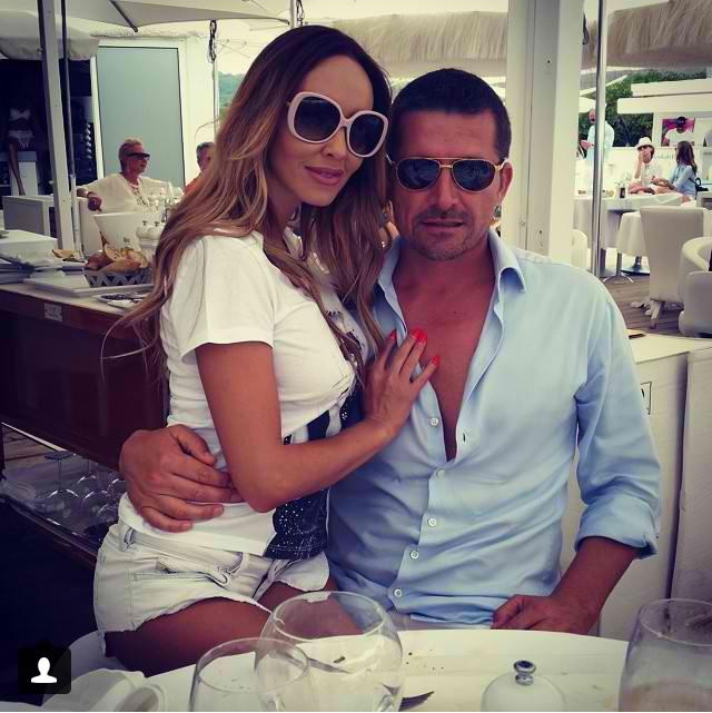 Flore a plecat cu Alexandrov in vacanta