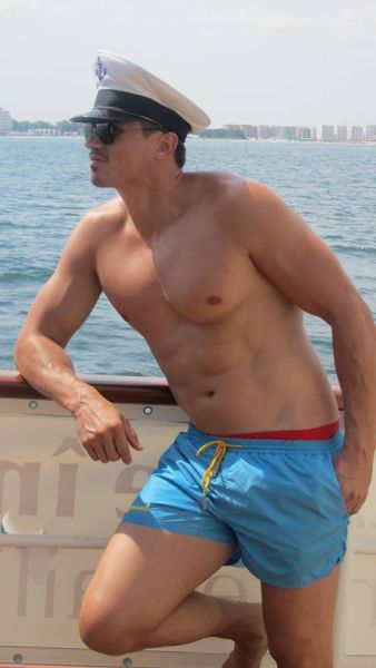 Se pare ca sportul ii prieste fostului manechin, care arata din ce in ce mai bine