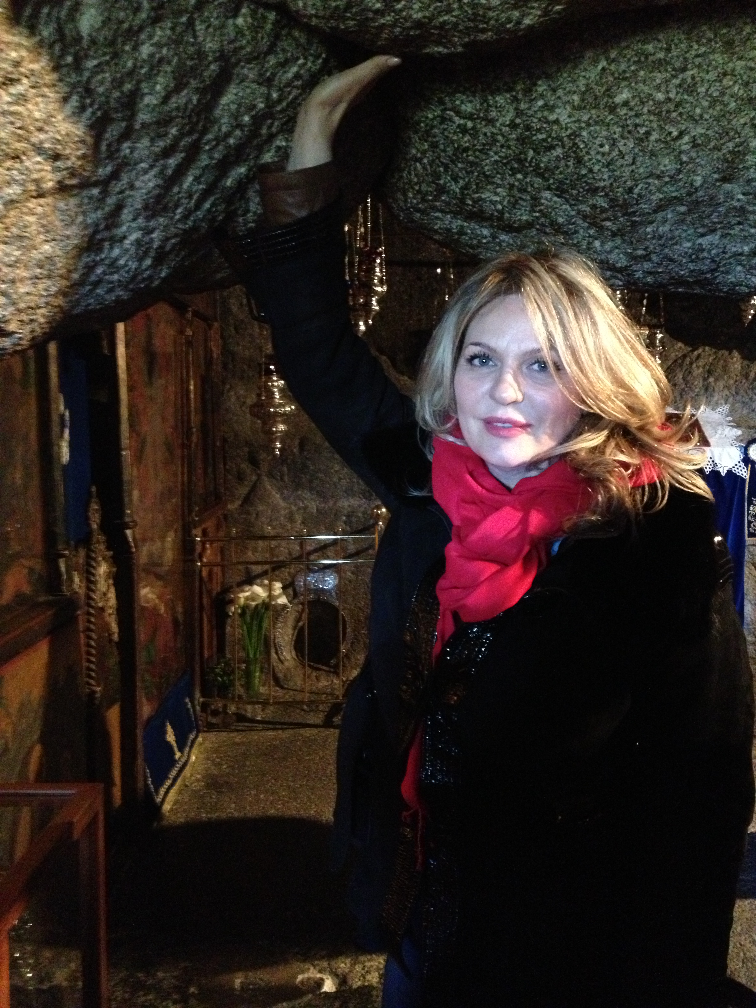 Asa arata Pestera Apocalipsei din Grecia