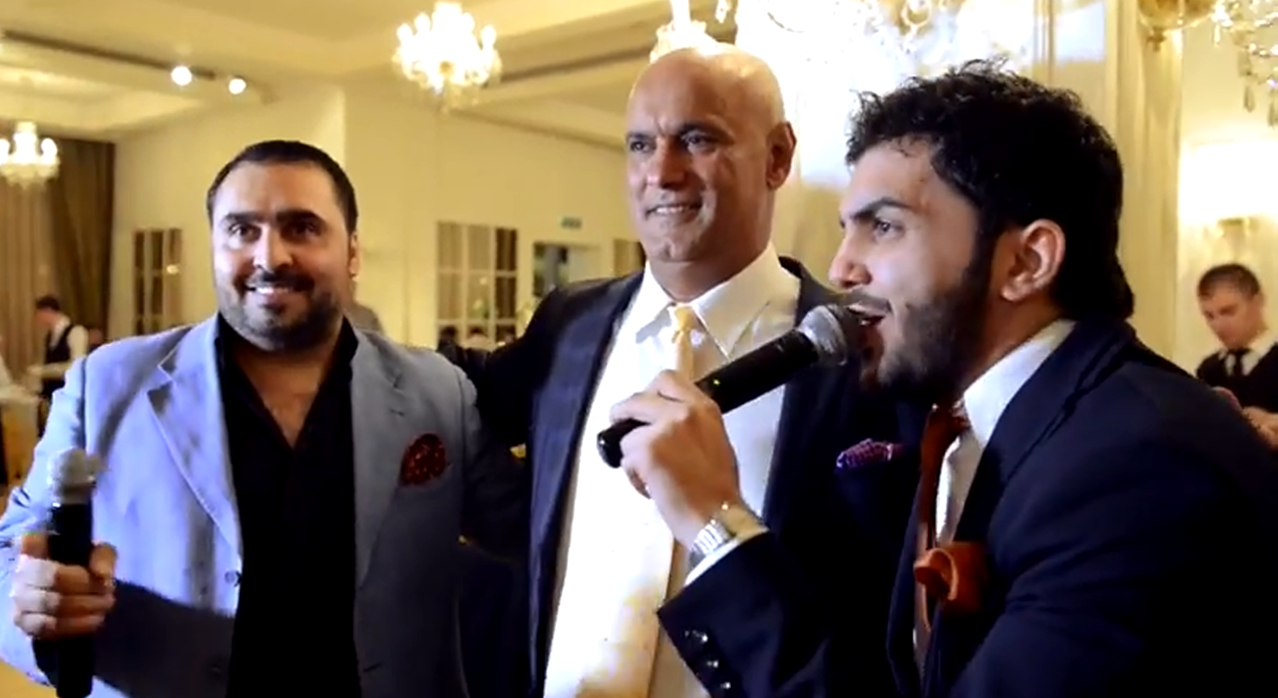 Fane Spoitoru arunca mii de euro la lautari