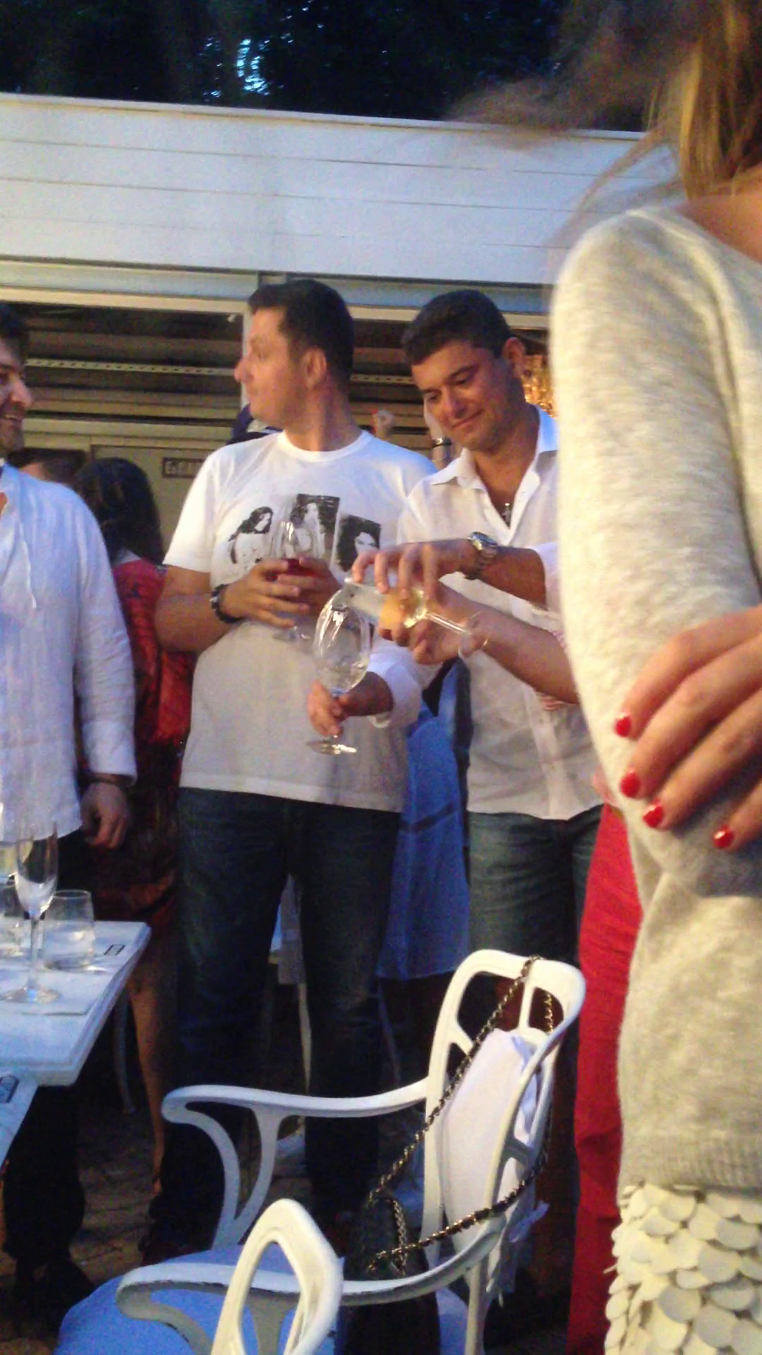 Boureanu a prins gustul petrecerilor