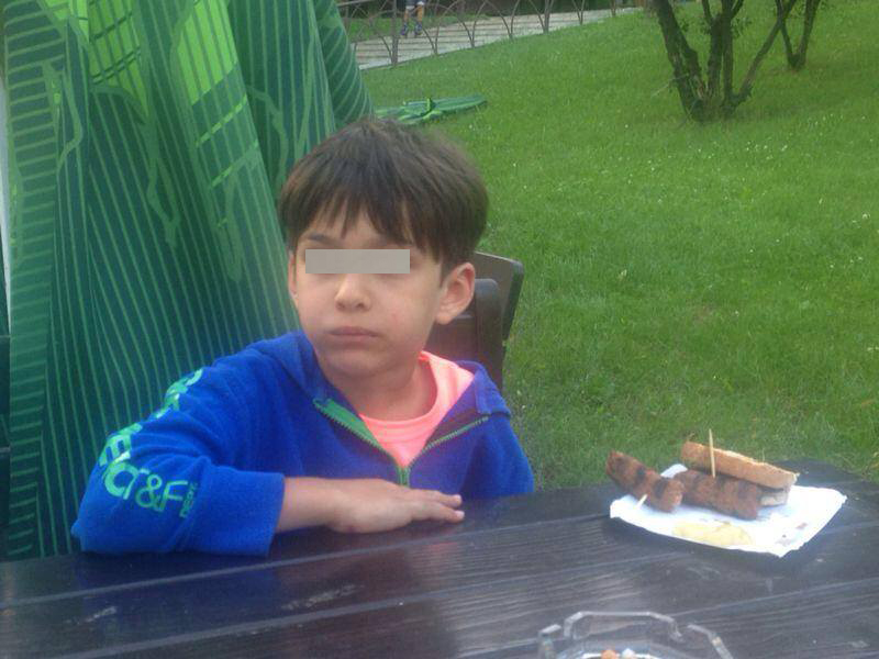 Nu stim daca lui Piturca ii plac micii, insa un lucru e clar, Edan seamana perfect cu el