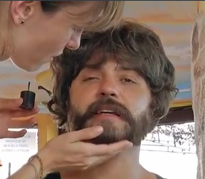 Mihai Mitoseru a suferit o schimbare radicala de imagine