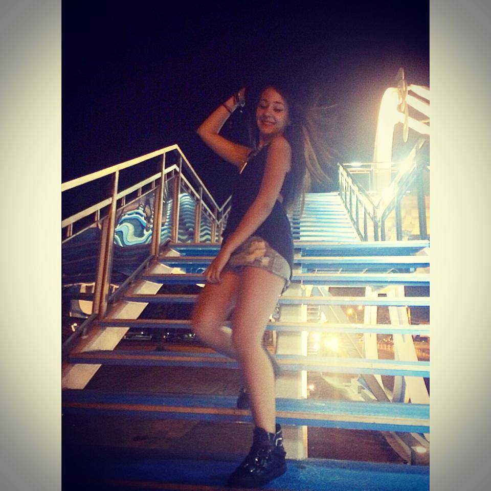 Nicole Cherry renunta usor, usor la imaginea de fetita cuminte