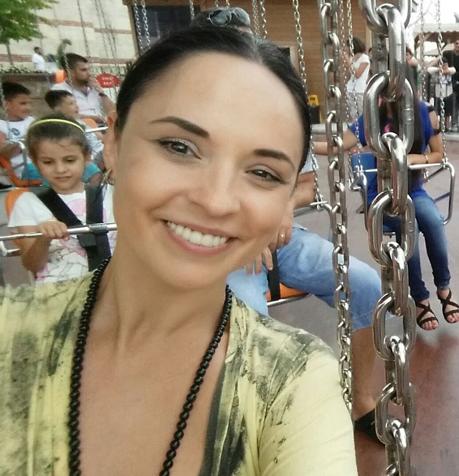 Andreea Marin s-a simtit foarte bine intr-un parc de distractii din Istanbul