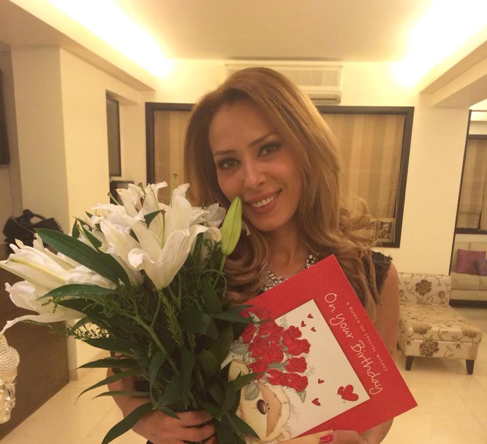 Blonda este una dintre cele mai iubite vedete de la noi