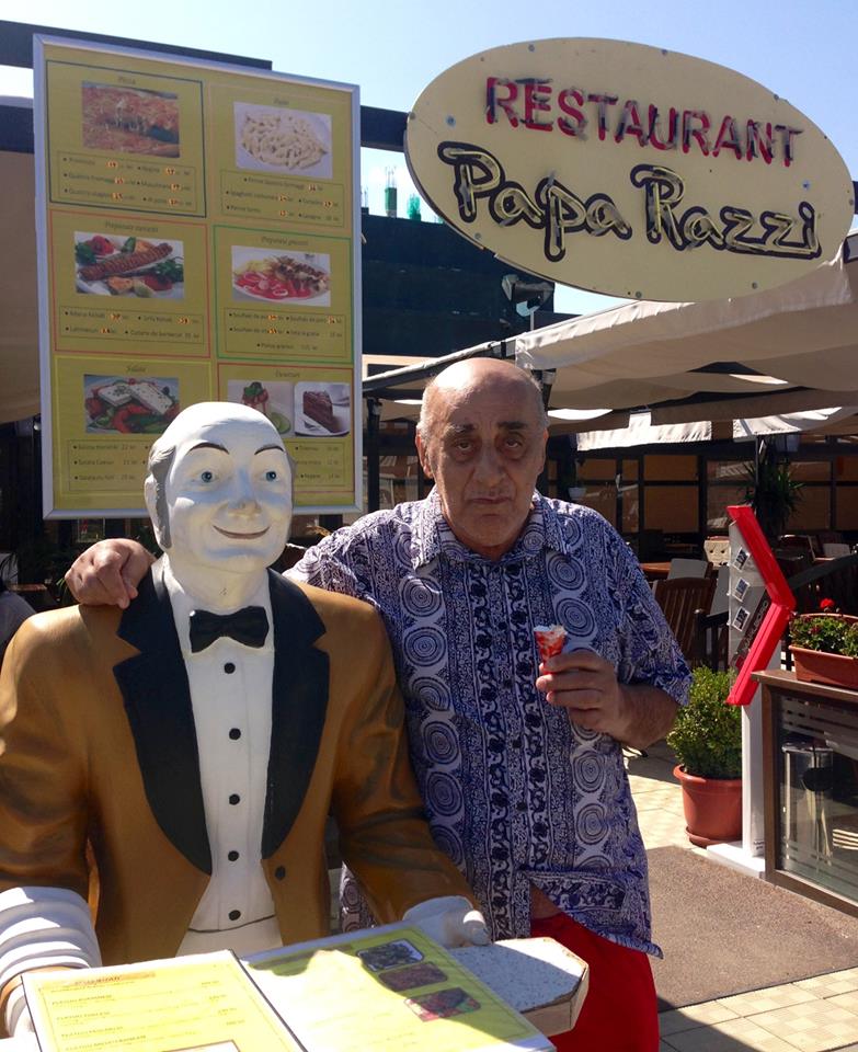 Viorel Lis s-a lasat fotografiat intr-o ipostaza care a starnit rasul tuturor