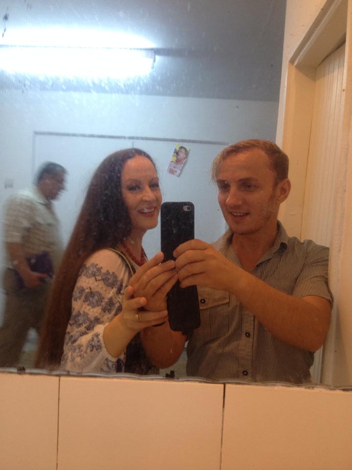 Mihai Traistariu s-a fotografiat alaturi de Maria Dragomiroiu