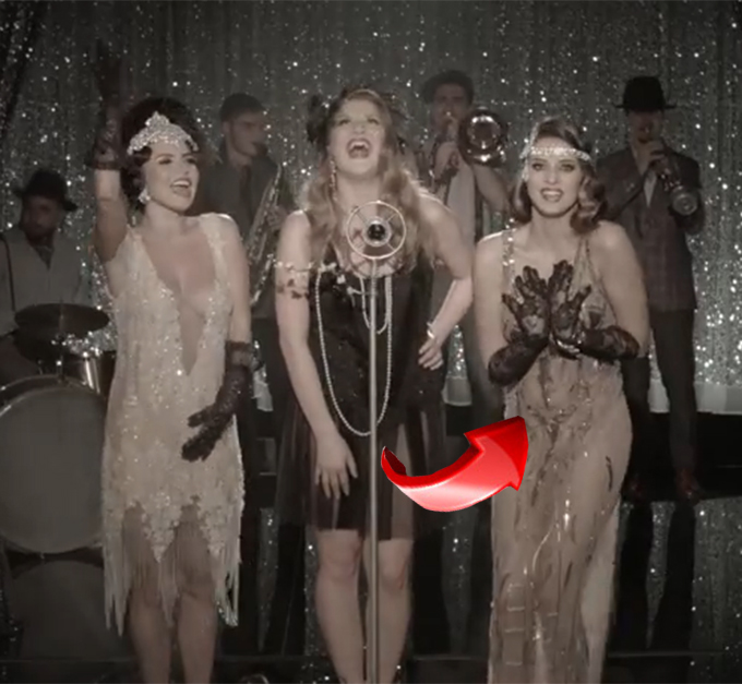 In noul videoclip este pentru prima data vizibila si burtica de graviduta a Antoniei