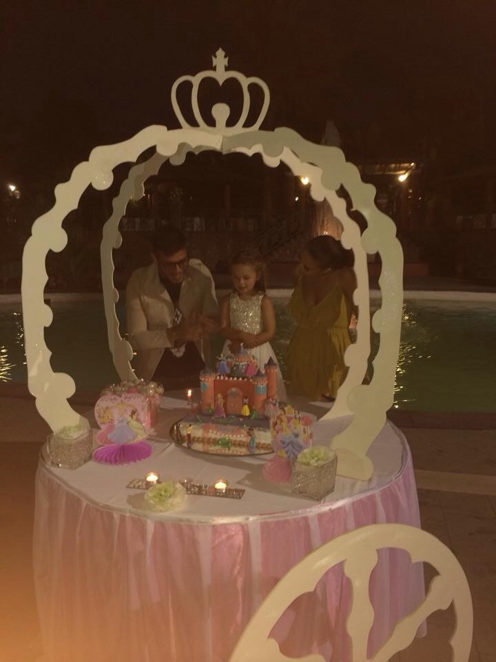 Antonia si Vincenzo au fost impreuna alaturi de micuta lor, de ziua ei