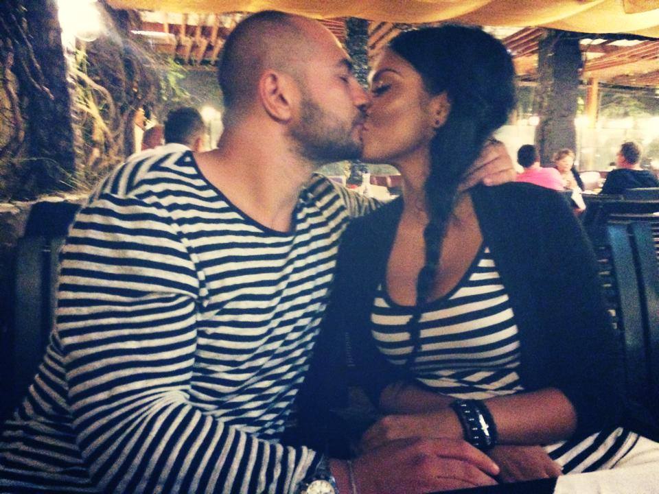 Andreea spune ca nu ar rezista pana la finalul unui meci in care lupta iubitul sau