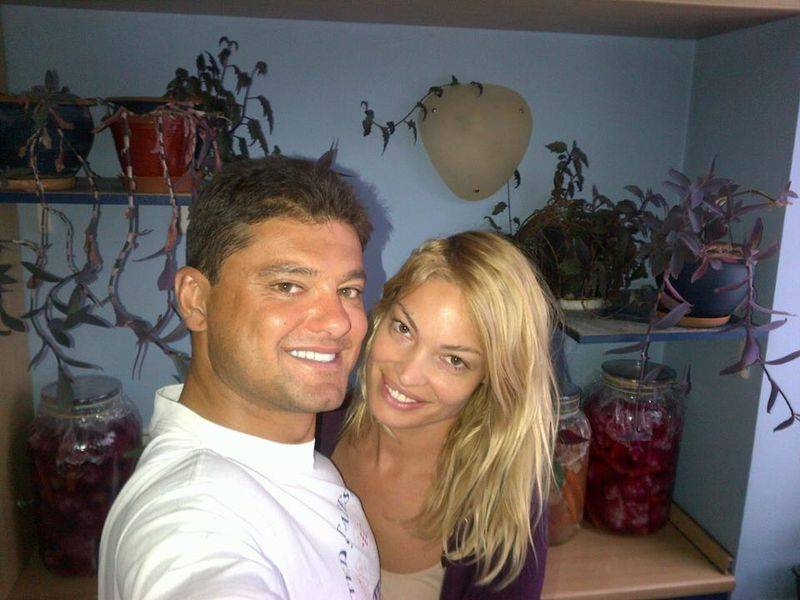Cristian Boureanu a fost surprins la bratul mai multor domnisoare, dupa divortul de Valentina Pelinel