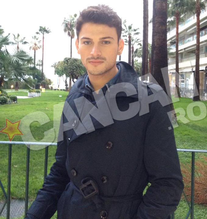 El este Alin, prietenul Biancai cu care vorbeste tot timpul despre genti