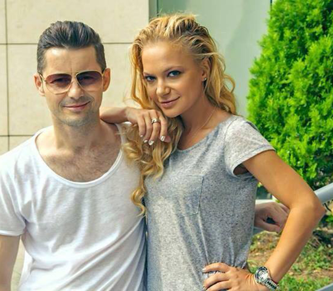 Ani buni dupa despartirea de Andreea Balan, vedeta a fost blonda