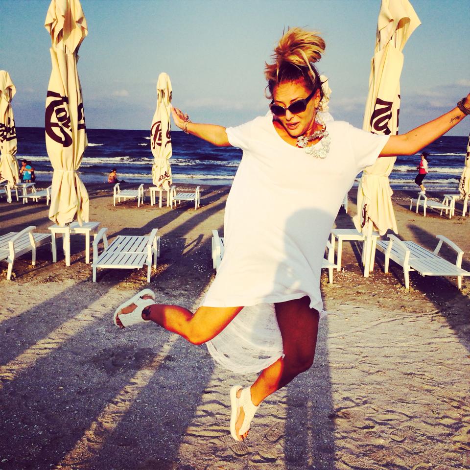 Delia sustine ca fetitele sunt greu de crescut