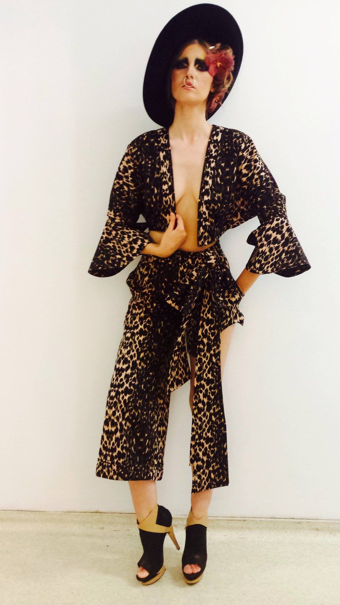 Iulia Albu a fost desfiintata de Adrian Pescariu