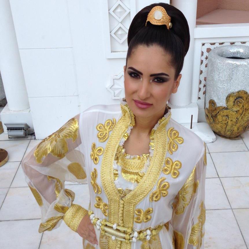 Ea este femeia care i-a facut cunostinta Ramonei cu Ahmad