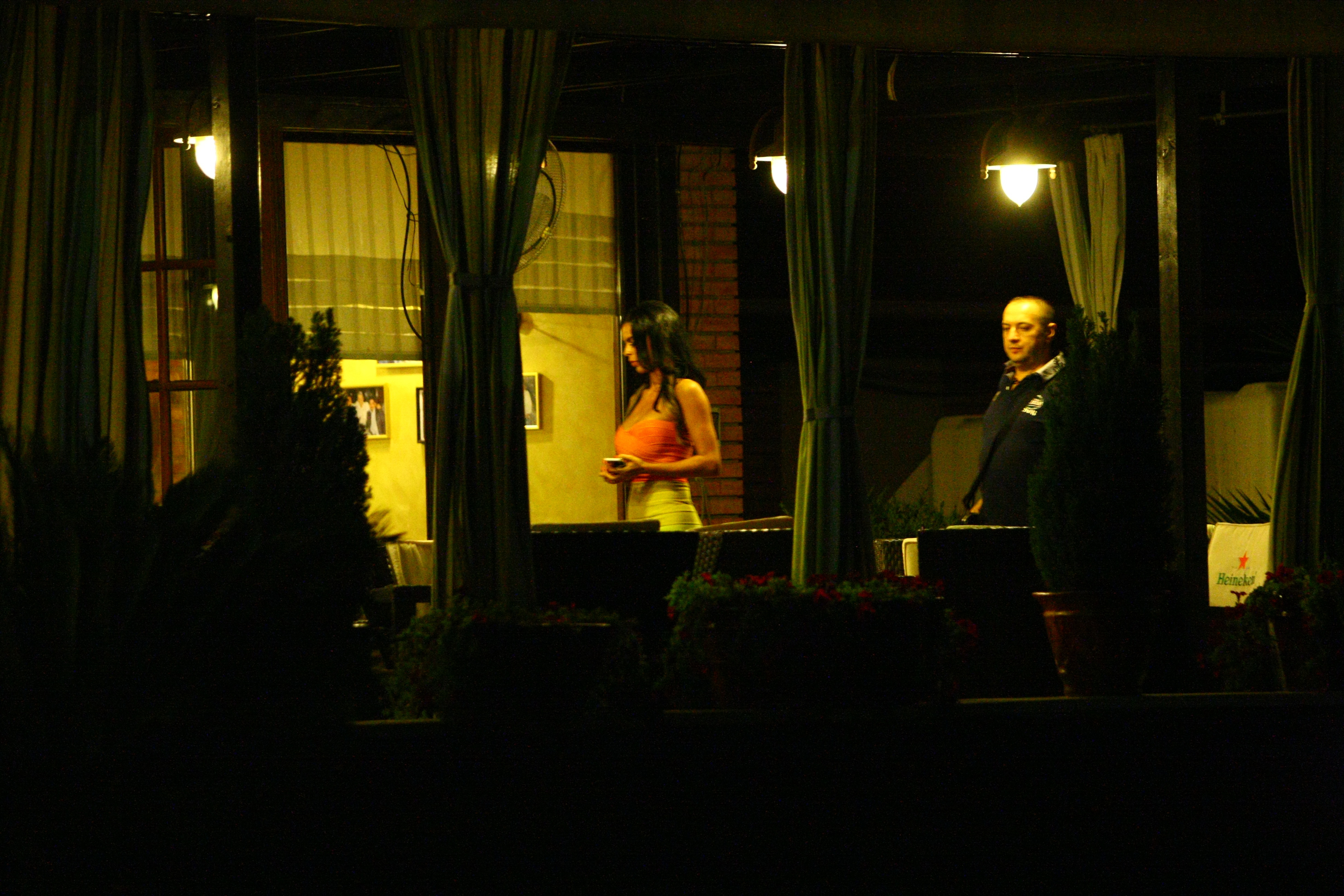 Cei doi ies extrem de suparati din local