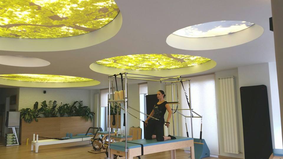 Exercitiile pe care le face prezentatoarea TV sunt destul de chinuitoare