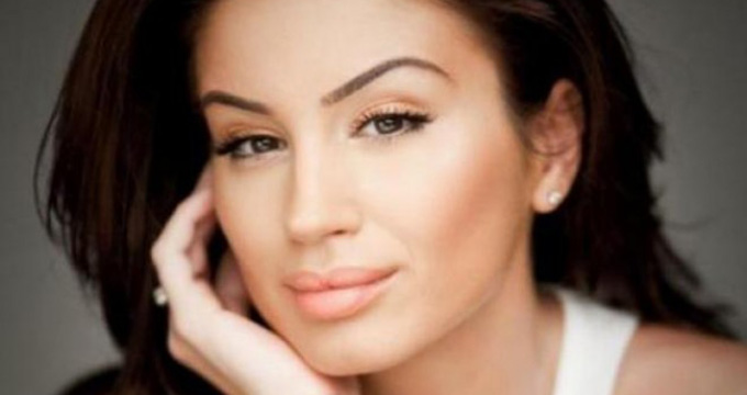 Geanina este favorita in cursa pentru prezentatoare a show-ului 