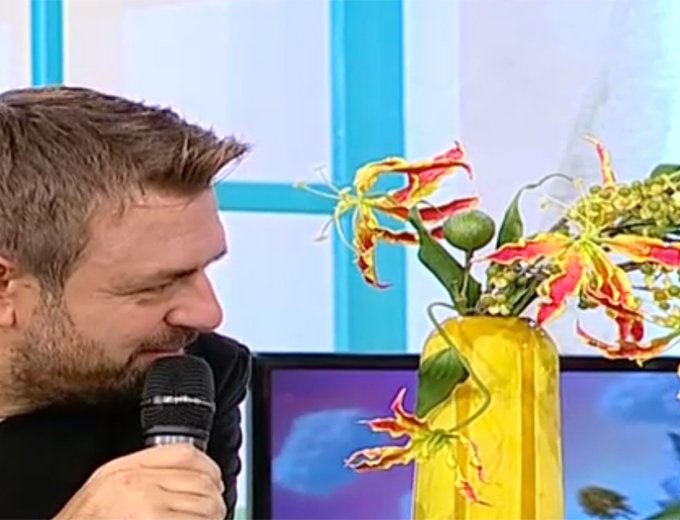 Brenciu a facut misto de Banica, vorbind cu o vaza