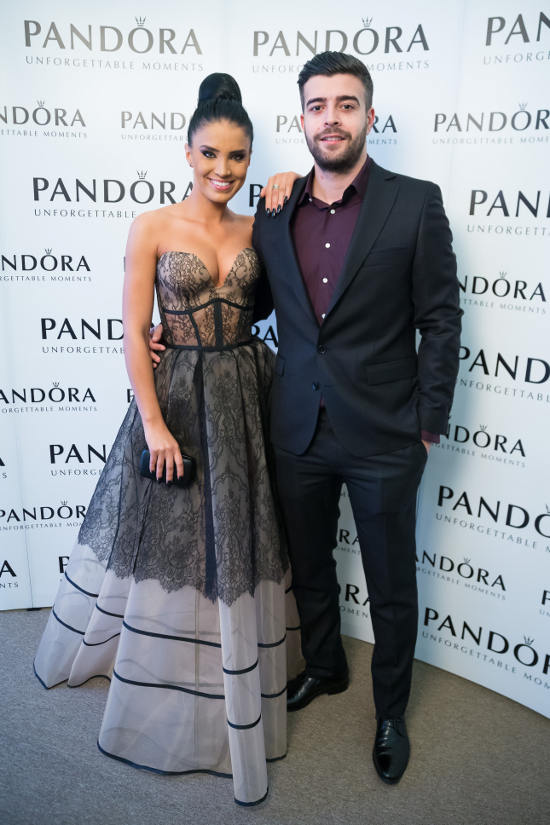 Adelina si Speak se iubesc de cateva luni bune