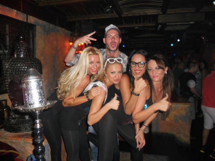 Didi a lucrat ani buni ca animatoare in cluburile din Spania si Anglia