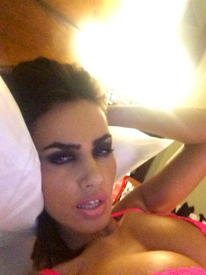 Oana e convinsa ca Raluca nu va profesa niciodata ca avocat sau ca notar