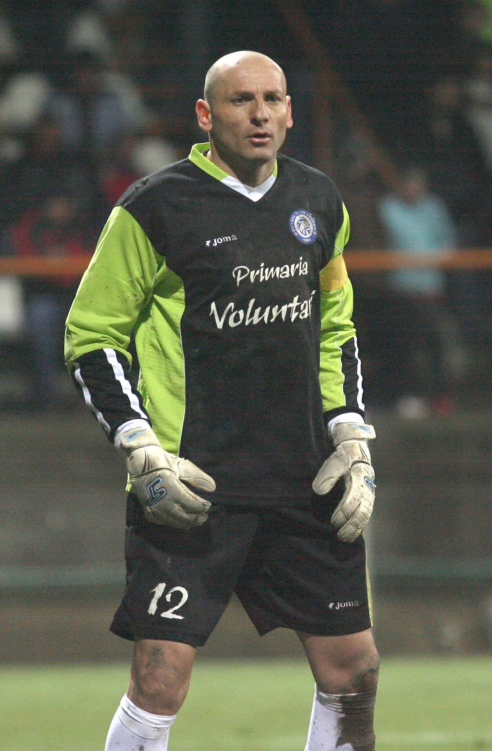 Pe vremea cand activa ca portar, Bogdan avea o multime de admiratoare