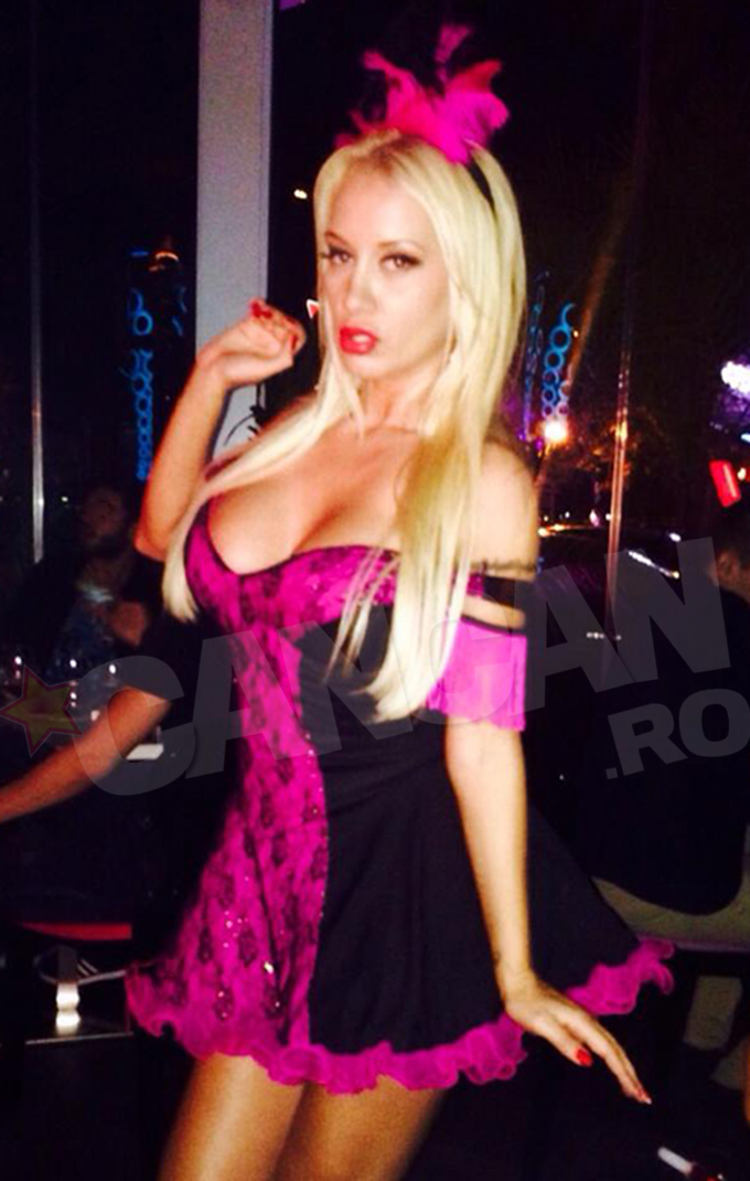 Simona Trasca a iesit in club alaturi de prieteni, sa se distreze