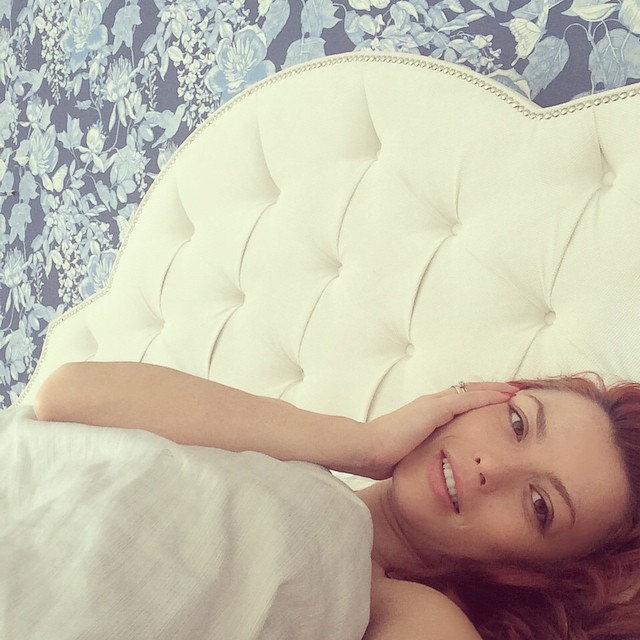 Elena Gheorghe s-a fotografiat nemachiata