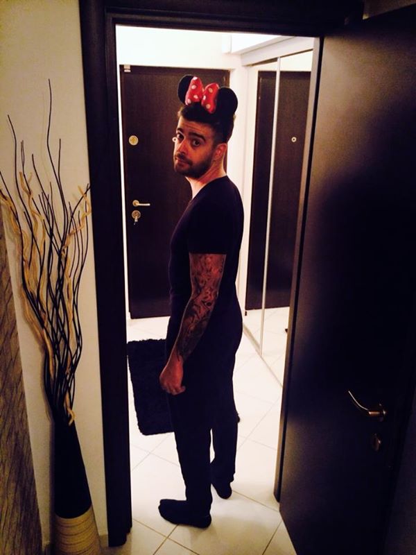 Speak a purtat o bentita cu Minnie Mouse