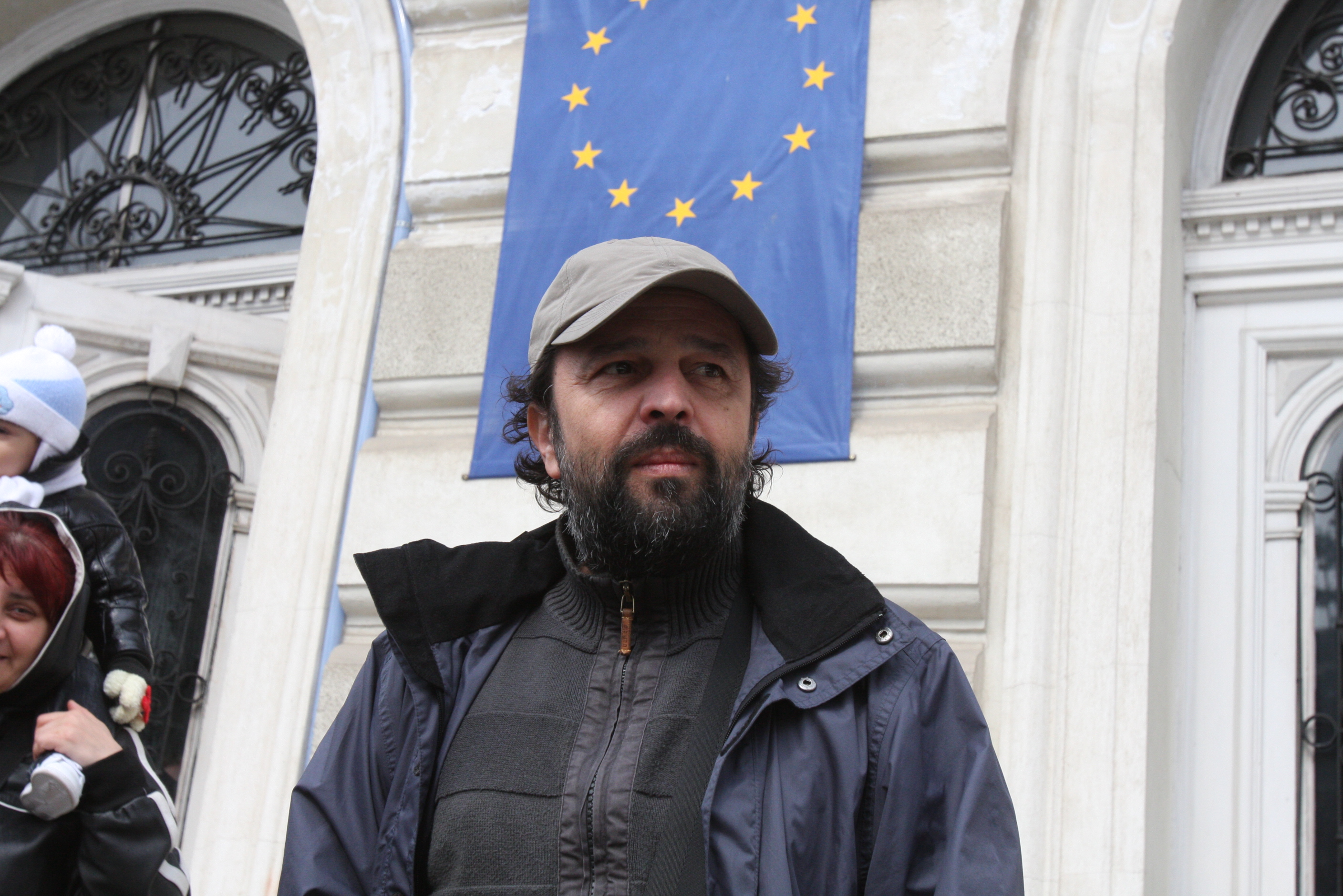 In acest moment, artistul se simte multumit cu viata sa